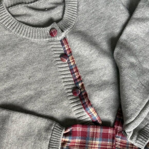 Women's Round Neck Patchwork Sweater, Loose Knit Top for Autumn and Winter - Picture 3 of 6